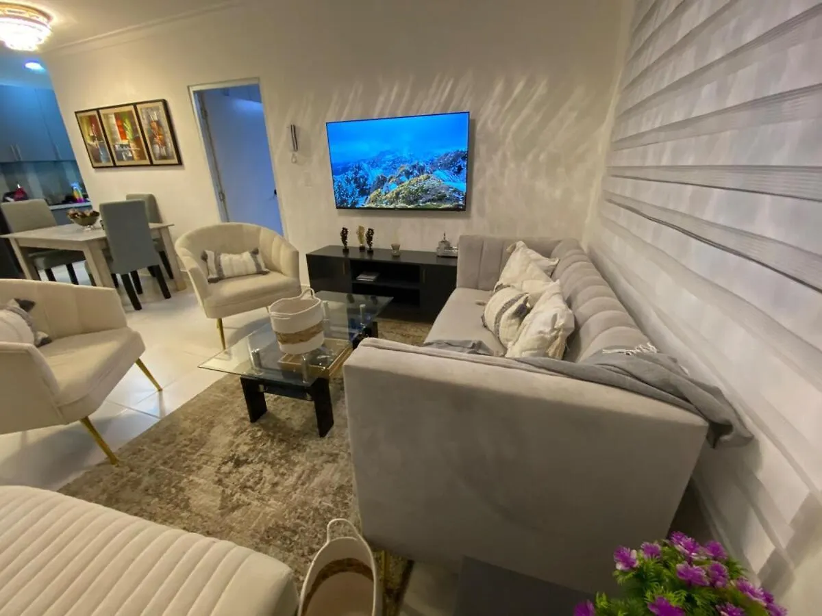 לה רומנה Apartment With An Ocean View
